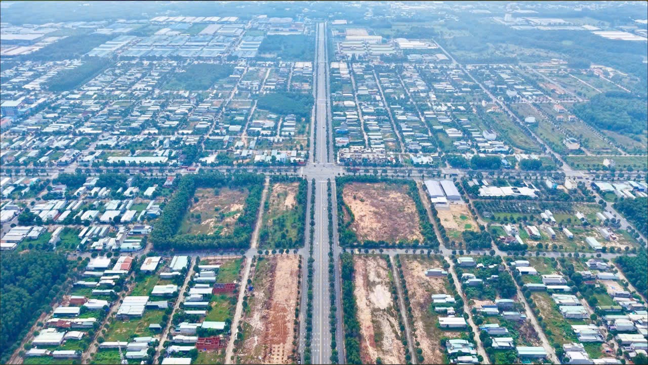 Chính chủ bán gấp lô đất mặt tiền vành đai 4 - Bình Dương (cũ) nay thuộc Tp Hồ Chí Minh.