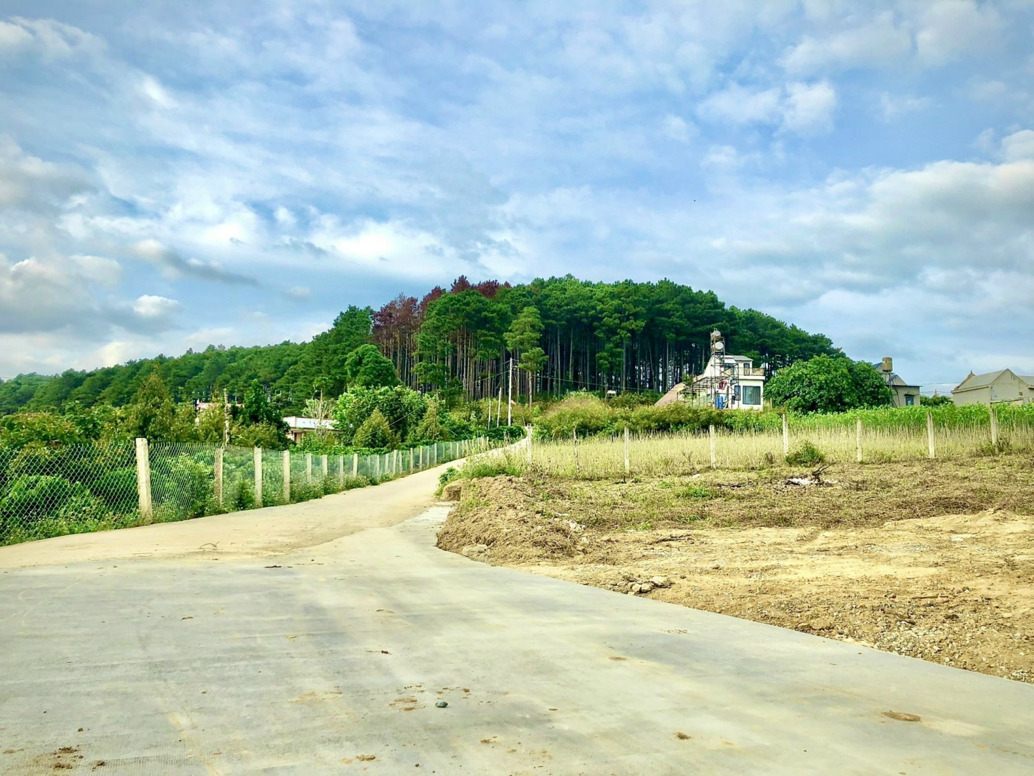 Thanh lý đất 2 mặt tiền hơn 4 sào (thực tế 4.800m2) sẵn 1.800m2 thổ cư